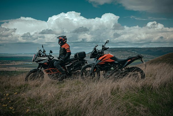 comment améliorer les performances de sa moto avec des modifications simples