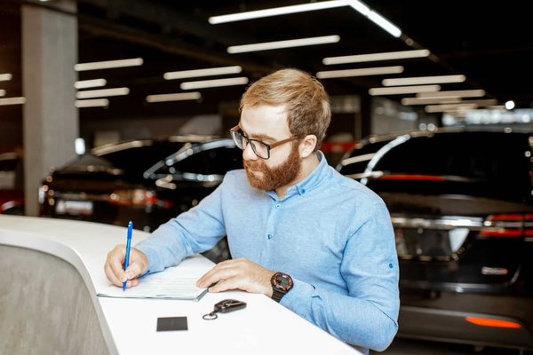 Achat voiture d’occasion : vérifications essentielles à ne pas oublier