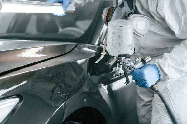 Peinture pour voiture : quels sont les techniques et produits à utiliser ?